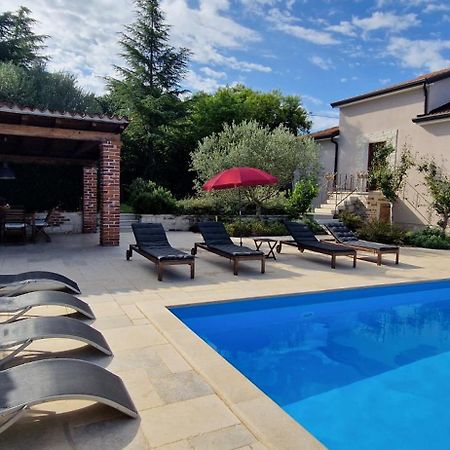 Villa Mimosa Novigrad  Exterior photo
